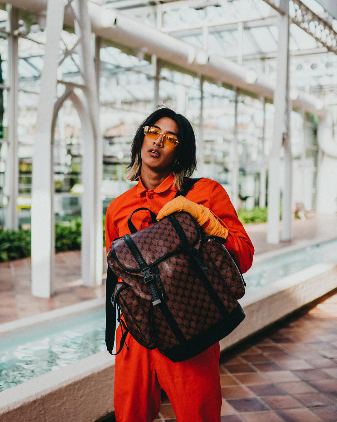 SHARKS AND SKULLS MONTE CARLO