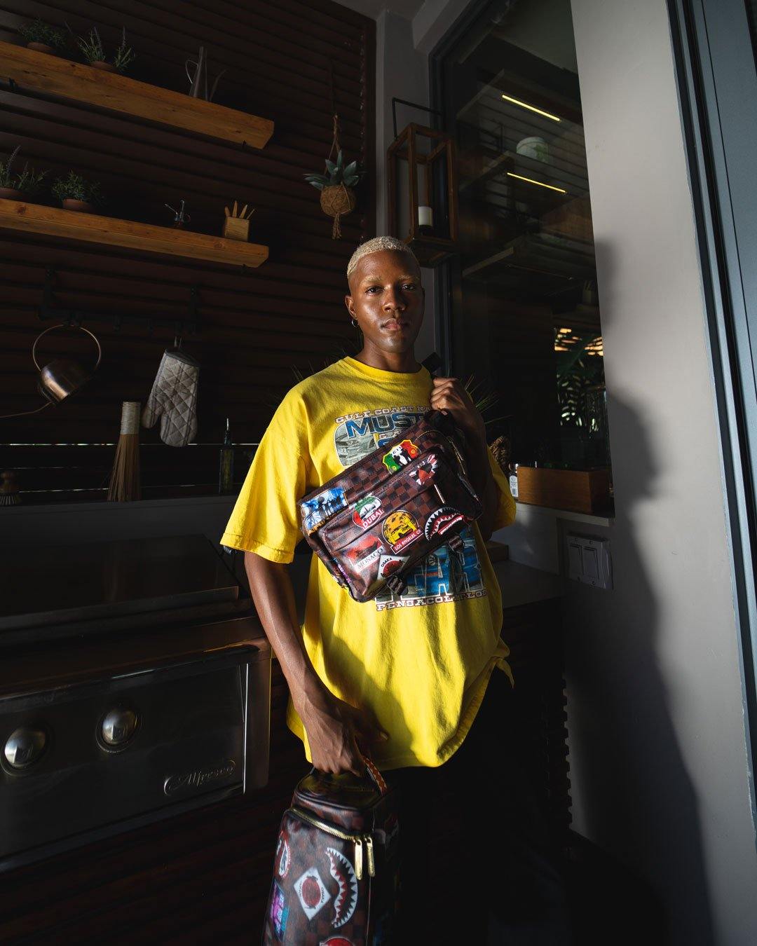 GLOBAL MOGUL CARGO CROSSBODY