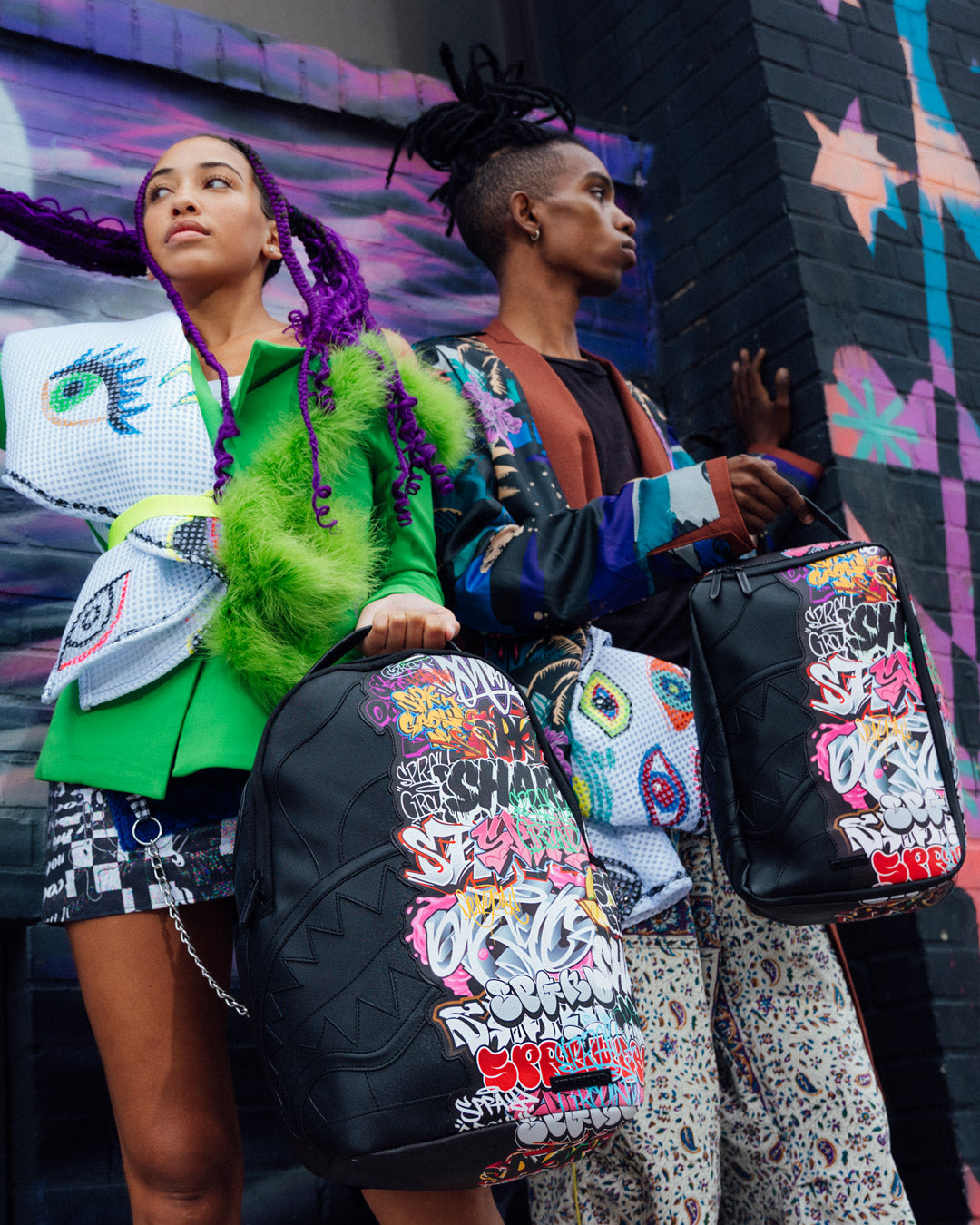 HALF GRAFF NIGHT SNEAKER HOLDER