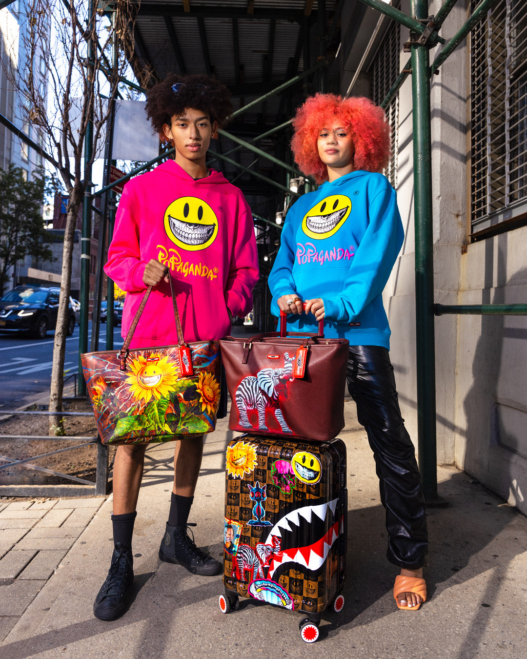 GLOBAL MOGUL POPAGANDA RON ENGLISH EDITION HARDSHELL CARRY-ON LUGGAGE