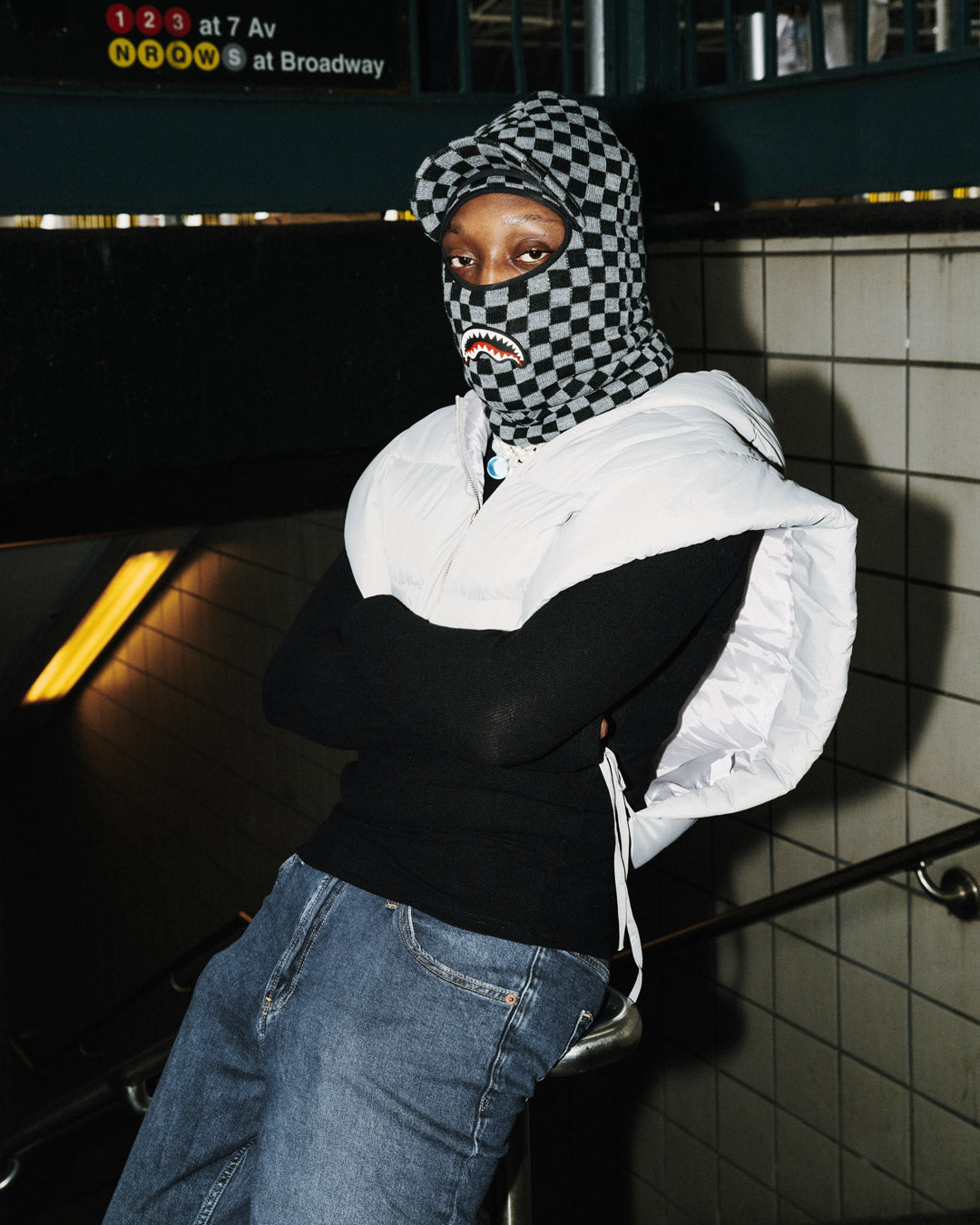 SHARK BITE VISOR SKI MASK